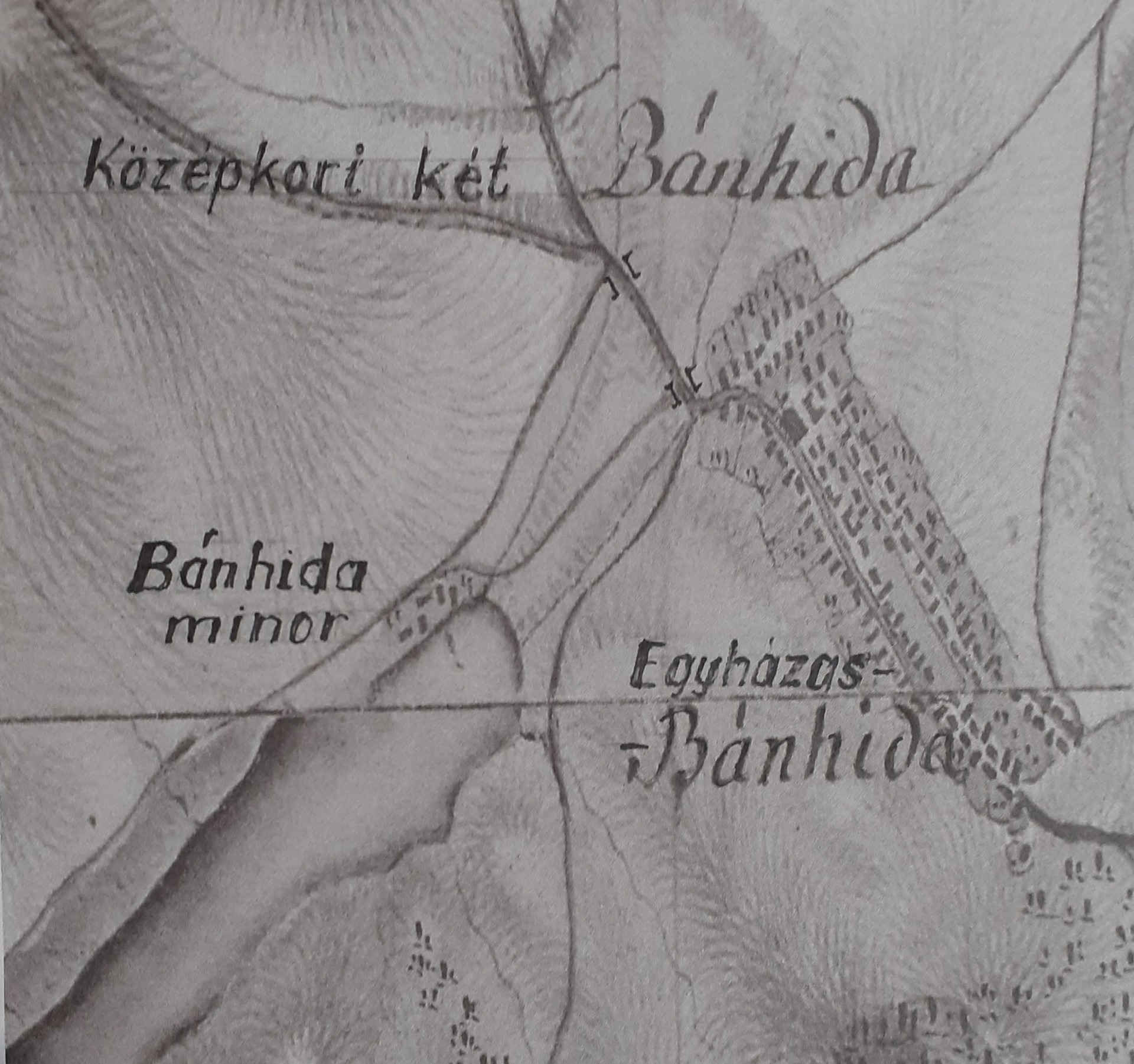 A két Bánhida feltételezett elhelyezkedése a középkorban.