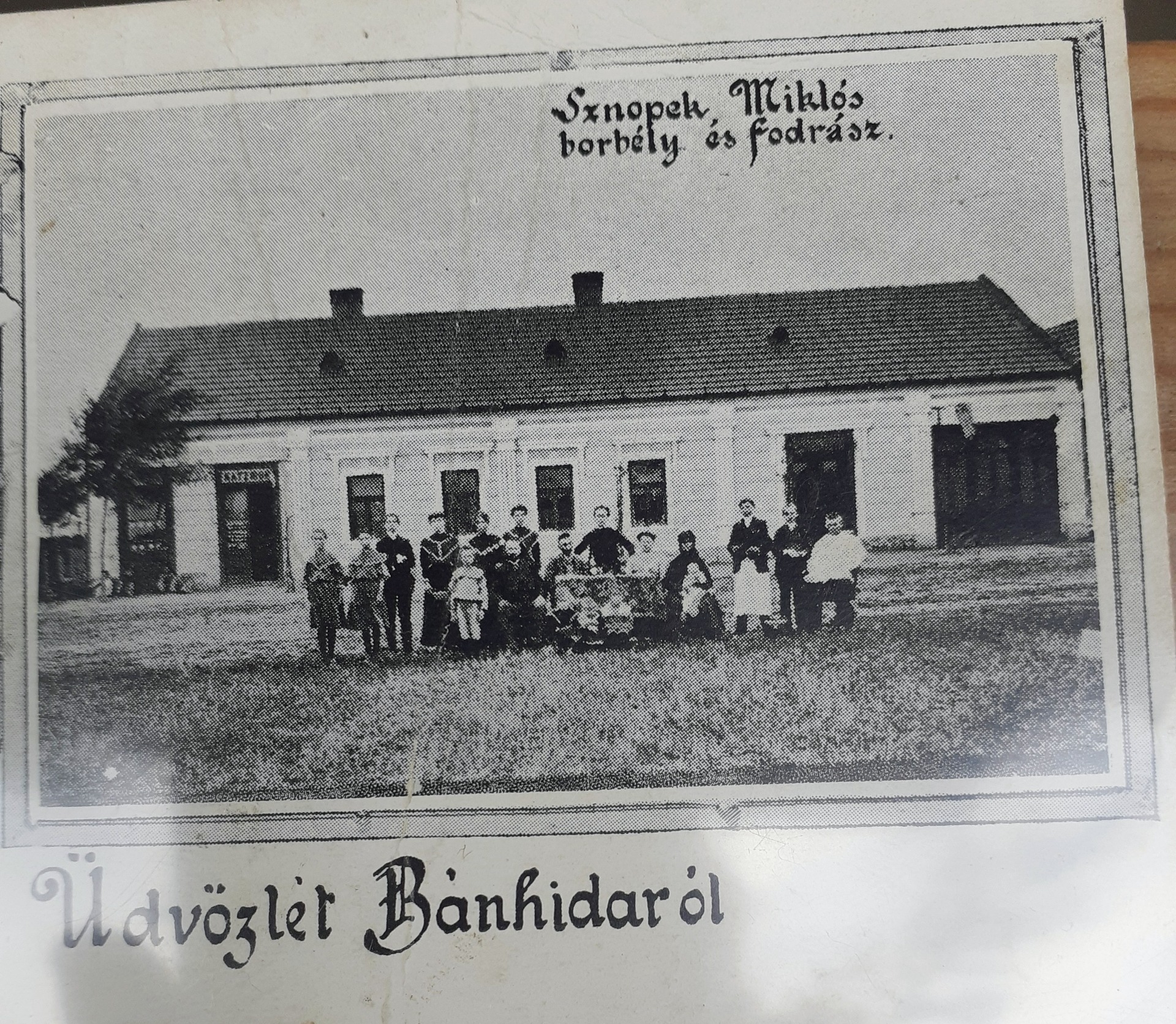 Egy kép amelynek helyét keressük Bánhidán  !